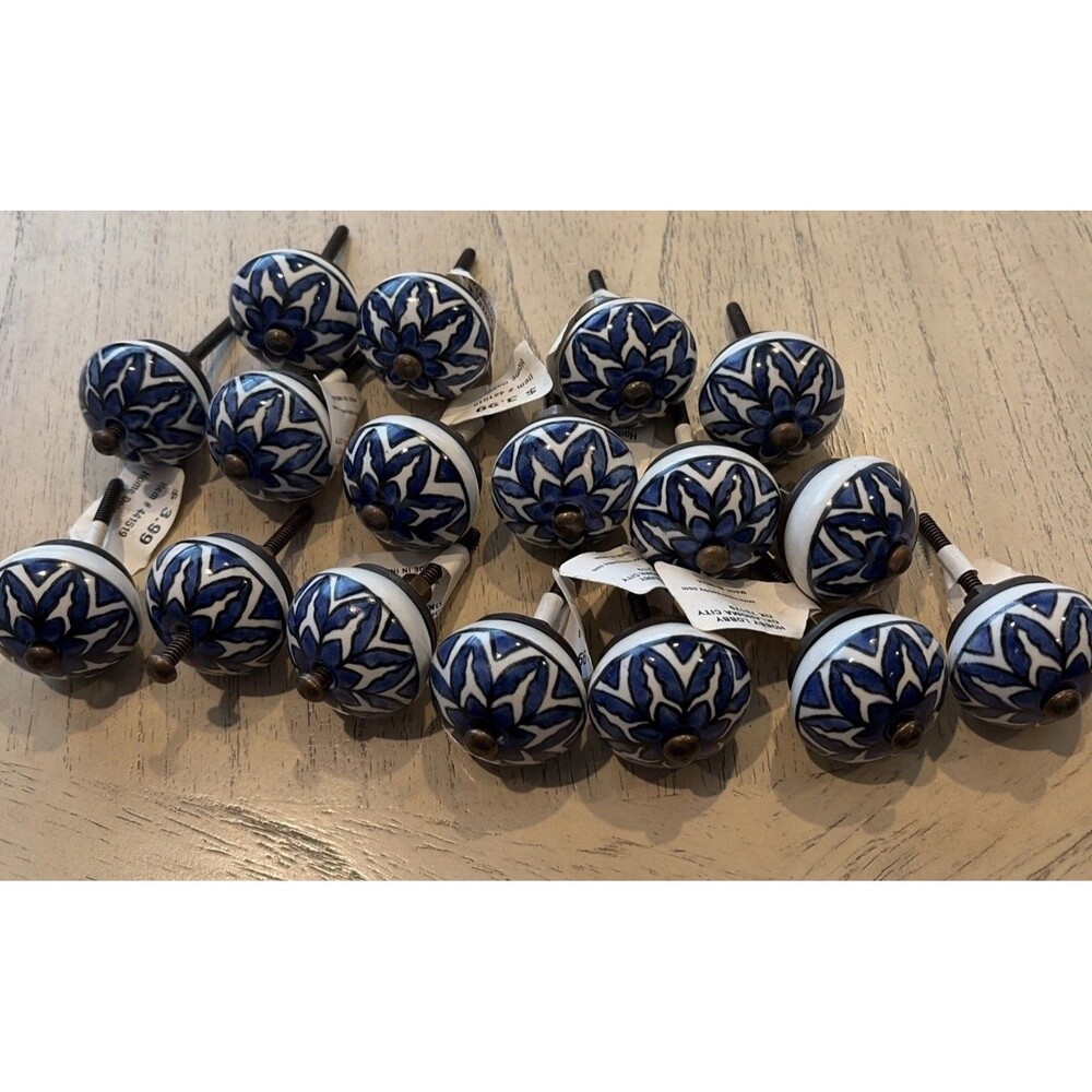 Lot of 17 Home Decor Ceramic Drawer Cabinet Pull Knobs/Blue/White Made in India